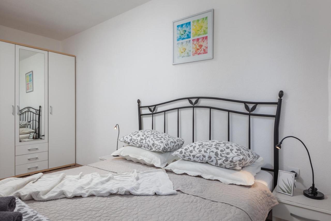 Sea View Ela Apartments ポドゥゴラ エクステリア 写真