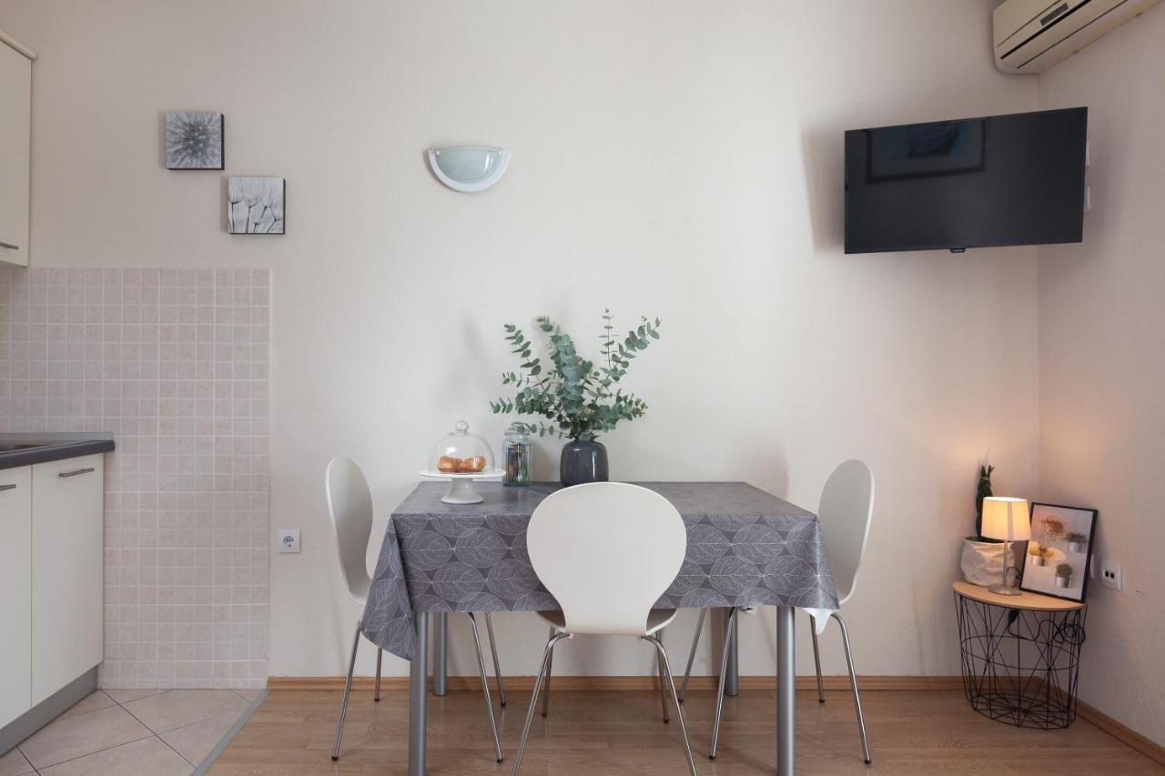 Sea View Ela Apartments ポドゥゴラ エクステリア 写真